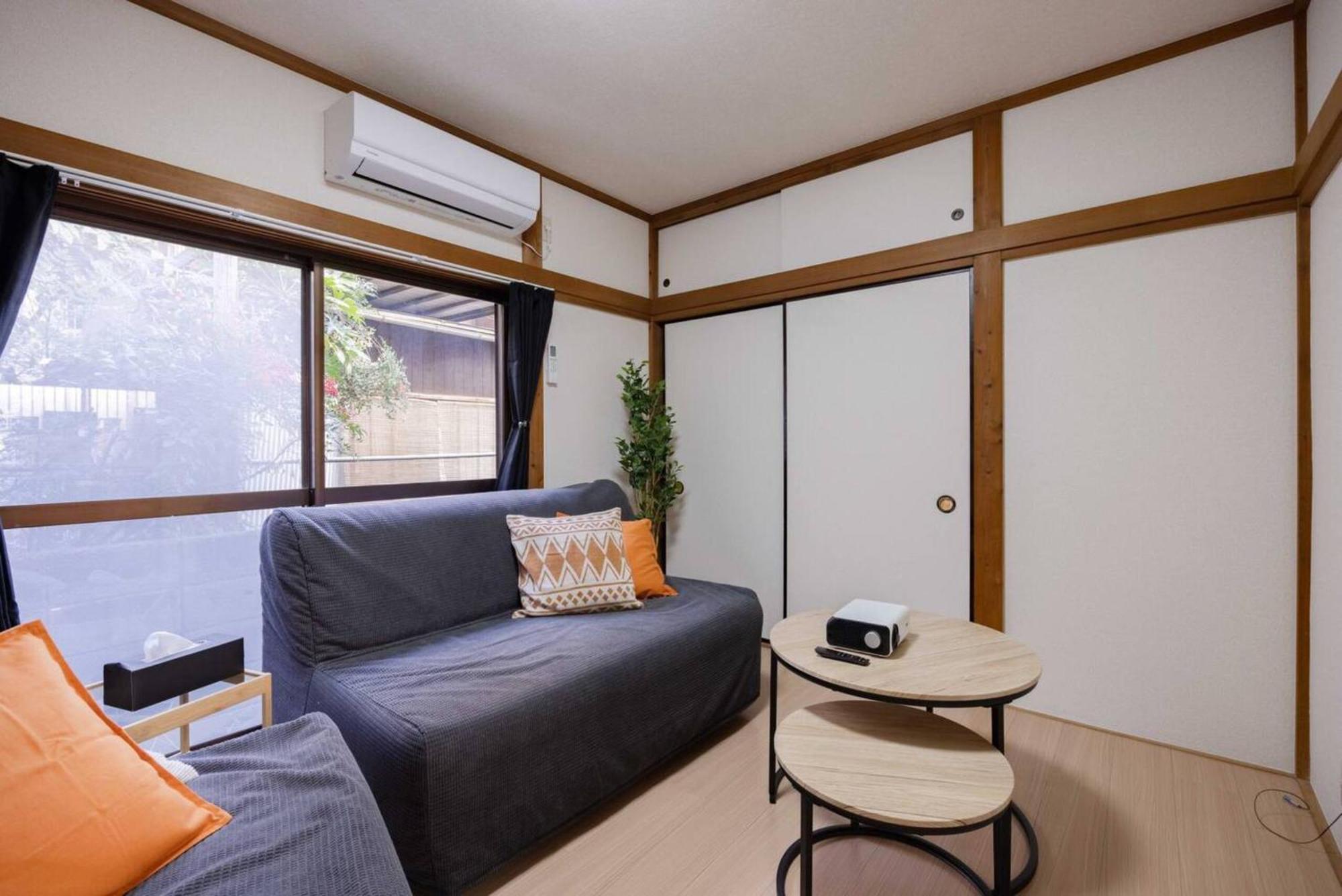 Mikazuki Akabane/ma1 Tokyo